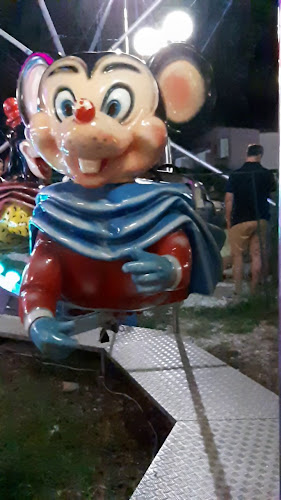 Street Food La Strada - Gastronomija i ugostiteljstvo