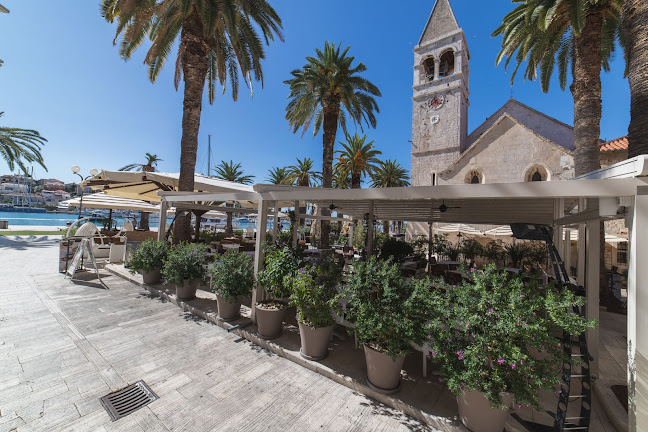 Restaurant & Bar Dionis - Trogir