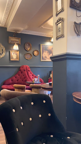 Opinii despre SABRAGE BAR în Rijeka - Gastronomija i ugostiteljstvo