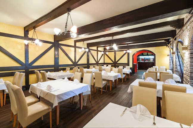 Kaptolska klet - Gastronomija i ugostiteljstvo