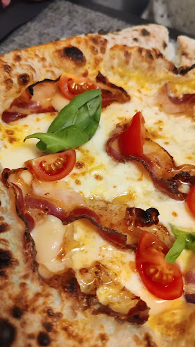 Pizzeria Toccare - Gastronomija i ugostiteljstvo