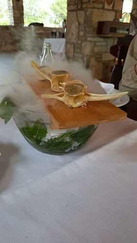 Opinii despre Konoba Okit - Karmelski Dvori în Vodice - Gastronomija i ugostiteljstvo