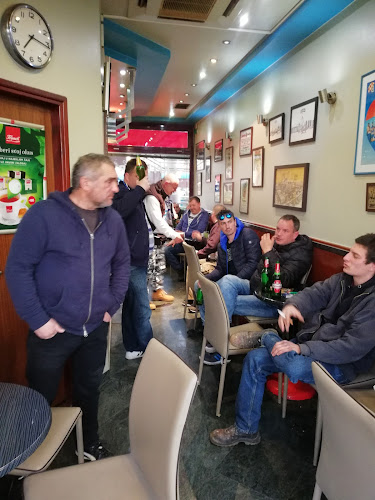 Opinii despre Caffe Bar Dinamo în Zagreb - Gastronomija i ugostiteljstvo