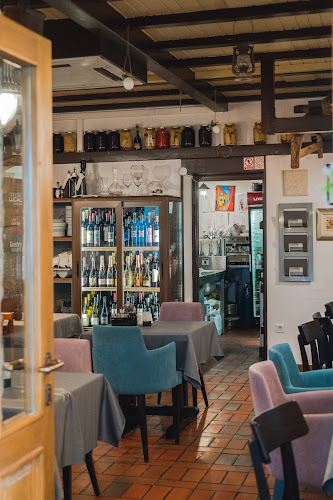 Ul. Sv. Petra starog 2, 21000, Split