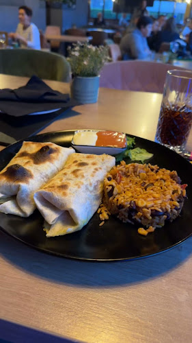 Opinii despre Pizzeria - Buffet Mrak în Zagreb - Gastronomija i ugostiteljstvo