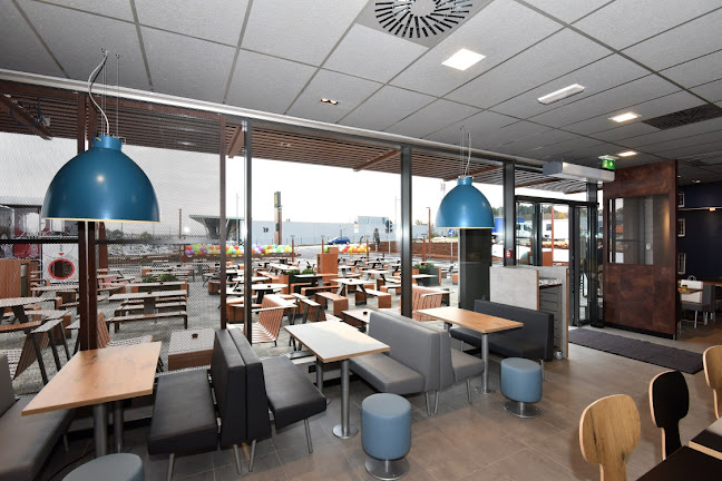 McDonald's Poreč - Gastronomija i ugostiteljstvo