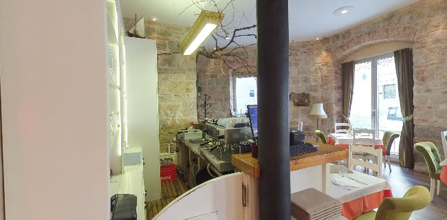 Ul. Tomića stine 1, 21000, Split