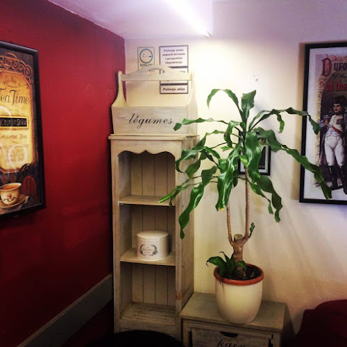 Opinii despre Caffe bar "Cappuccio" în Rijeka - Gastronomija i ugostiteljstvo