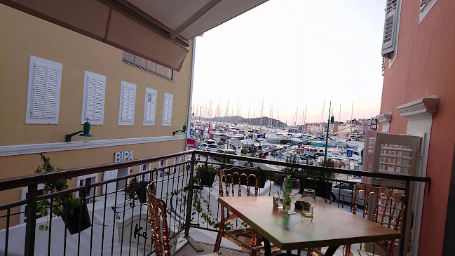 Opinii despre Kefi & Hook în Mali Lošinj - Gastronomija i ugostiteljstvo