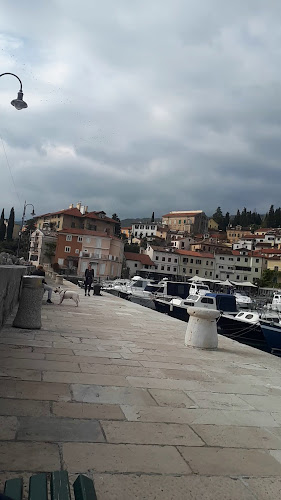 Restoran Riva - Gastronomija i ugostiteljstvo