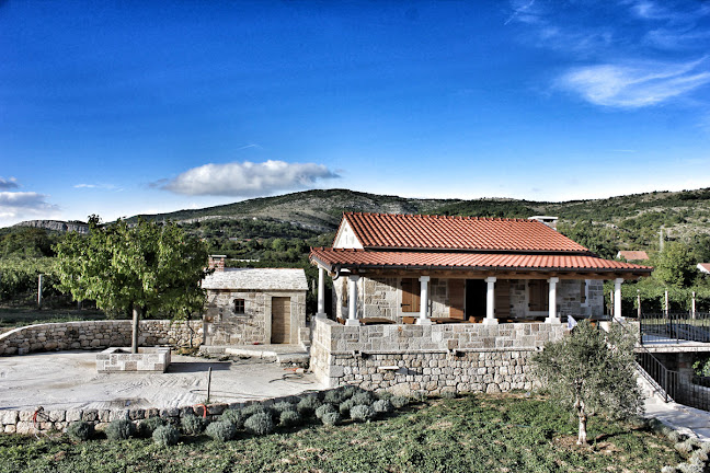 Vizzulin - Vinotočje - Drniš