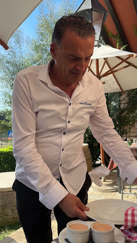 Comentarii opinii despre Tri Palme