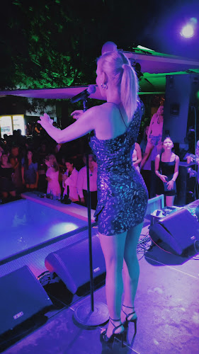 Put Vele Luke 2, 21400, Supetar