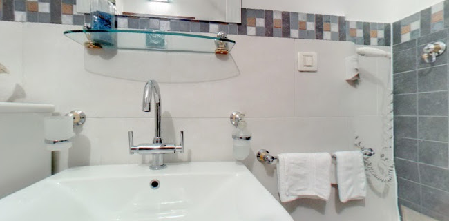 Riva 17, 21400, Supetar