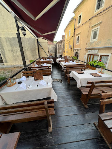 Konoba Stari grad - Gastronomija i ugostiteljstvo