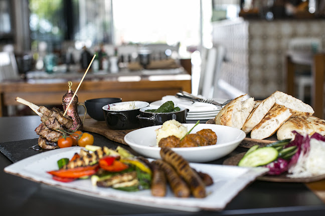 Taj Mahal hotel Lero