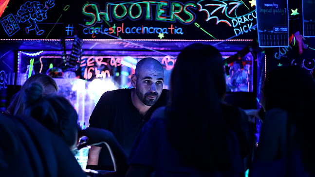 Opinii despre GEORGY Shooters Bar - ex ShotGun în Split - Gastronomija i ugostiteljstvo