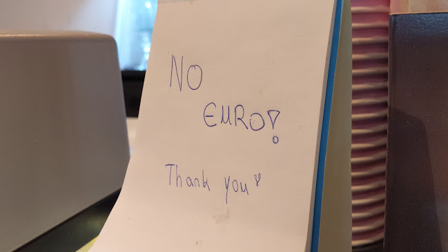 Comentarii opinii despre KAVANA DANICA