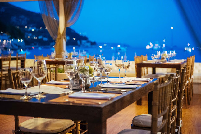 Banje Beach Restaurant Lounge & Club - Gastronomija i ugostiteljstvo