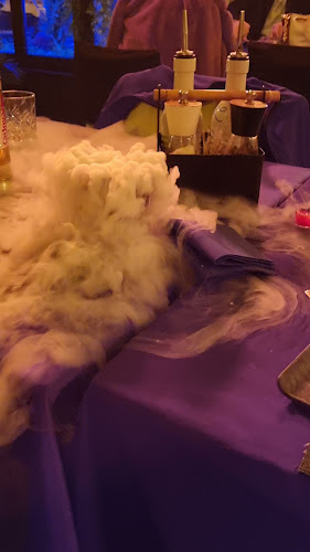 Restoran pizzeria Amfora Trogir - Gastronomija i ugostiteljstvo