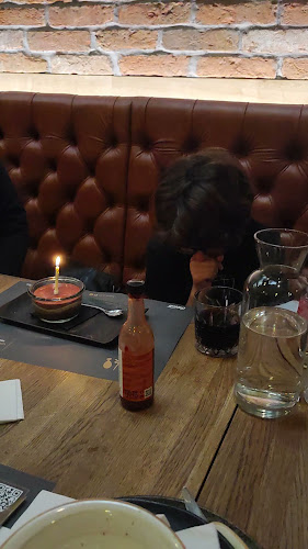 Comentarii opinii despre ​Batak Centar Cvjetni