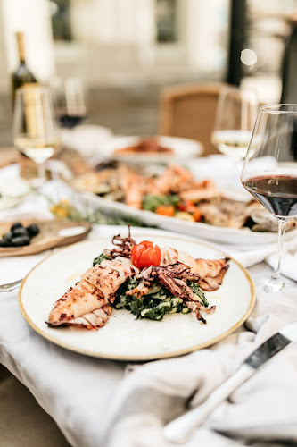 Opinii despre Restoran Korčula în Zagreb - Gastronomija i ugostiteljstvo