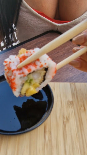 Opinii despre La Bodega Dubrovnik sushi & burger bar în Dubrovnik - Gastronomija i ugostiteljstvo