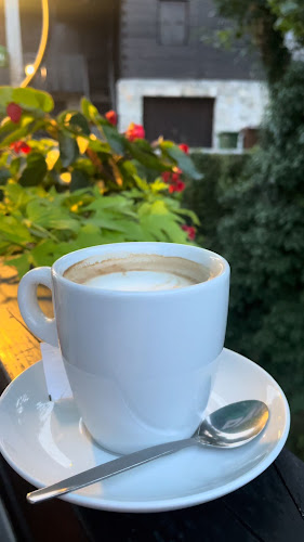 Opinii despre Caffe Bar "Vodena Ovca" în Rastoke - Gastronomija i ugostiteljstvo