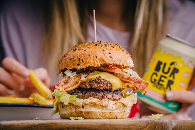 Comentarii opinii despre Submarine Burger Bundek