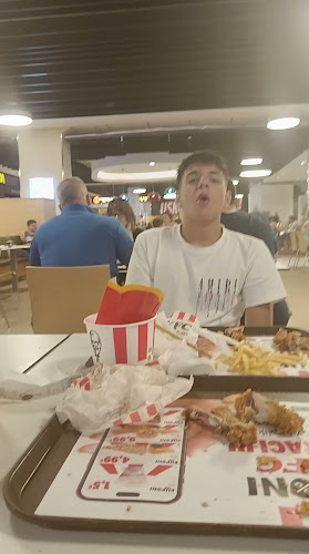 Opinii despre KFC City Center One Split în Split - Gastronomija i ugostiteljstvo