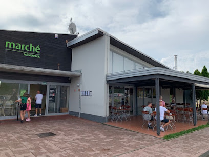 Marché Dobra - Istok