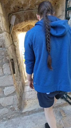 Buža - Gastronomija i ugostiteljstvo