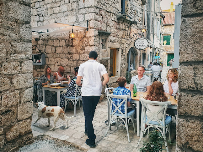 Antika: Restaurant- Wine Bar- Cocktails - Stari Grad
