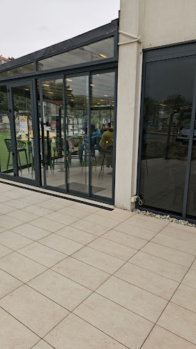 Opinii despre Caffe bar Gat în Novi Vinodolski - Gastronomija i ugostiteljstvo