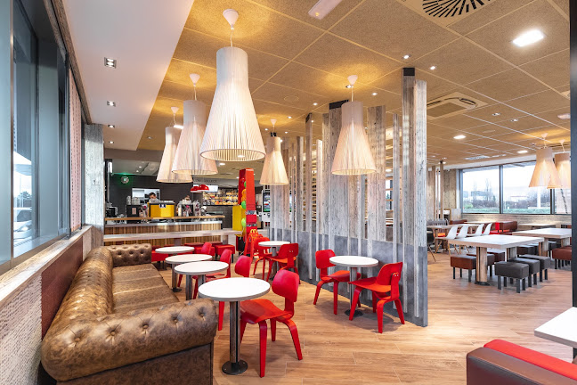 Avenija Većeslava Holjevca 62, Zagreb, Av. Većeslava Holjevca 62, 10010, Buzin