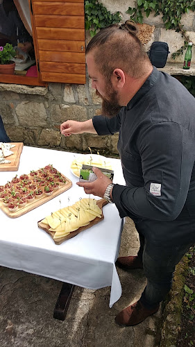 Opinii despre Konoba Maha în Žrnovo - Gastronomija i ugostiteljstvo