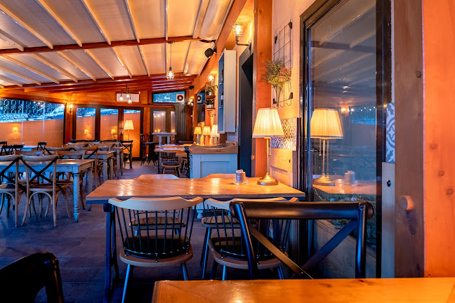 Opinii despre Pizza Place Destino în Rijeka - Gastronomija i ugostiteljstvo