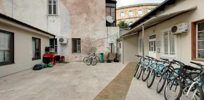 Pomaj Gelato - Gastronomija i ugostiteljstvo