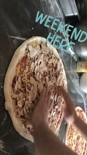 Opinii despre Pizza Kum (Catering) în Zagreb - Gastronomija i ugostiteljstvo