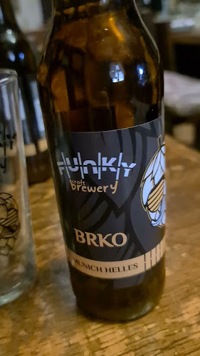 Restoran i pizzeria Uno - Gastronomija i ugostiteljstvo