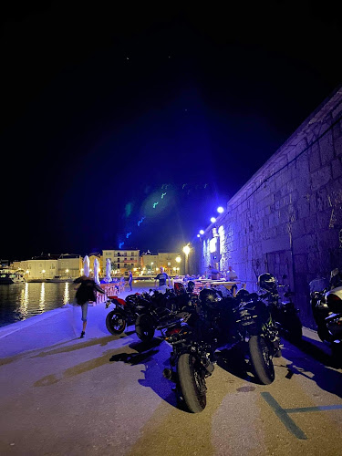 Prosika ul. 1, 23250, Pag