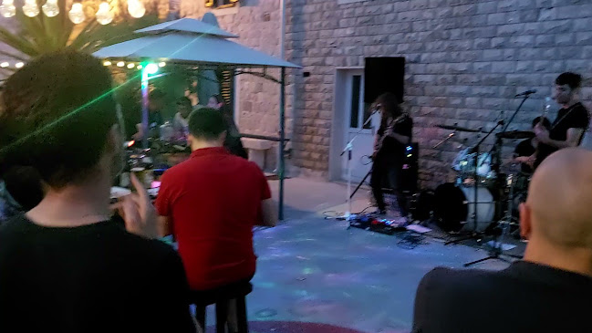 Opinii despre Rock Pork în Kaštel Novi - Gastronomija i ugostiteljstvo