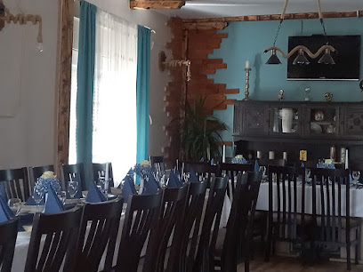 Restoran pod starim krovovima