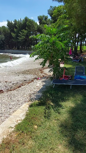 Plaža Karpinjan Lido Bar