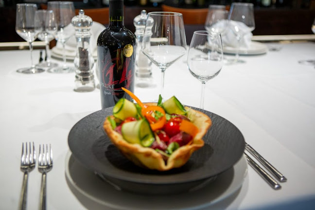 Restoran Duje - Gastronomija i ugostiteljstvo