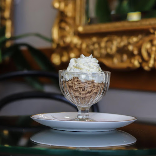 Opinii despre Caffe Bar Dona în Virovitica - Gastronomija i ugostiteljstvo