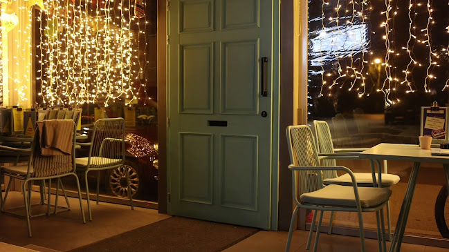 Opinii despre Volim kvart în Zagreb - Gastronomija i ugostiteljstvo