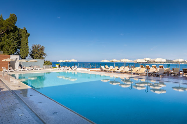 Opinii despre Horizont Golden Rocks Resort în Pula - Gastronomija i ugostiteljstvo