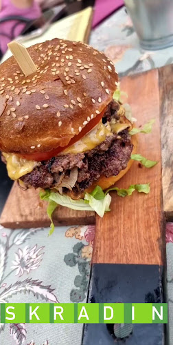 Opinii despre Restaurant & pizzeria Škafet în Skradin - Gastronomija i ugostiteljstvo