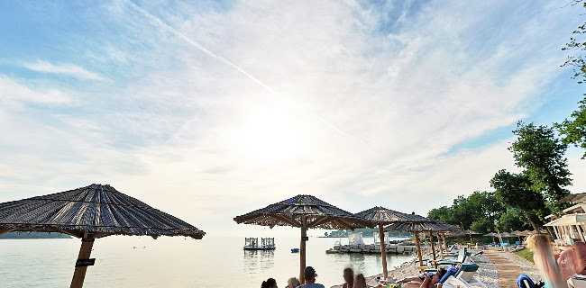 Opinii despre D’or Beach Club în Funtana - Gastronomija i ugostiteljstvo